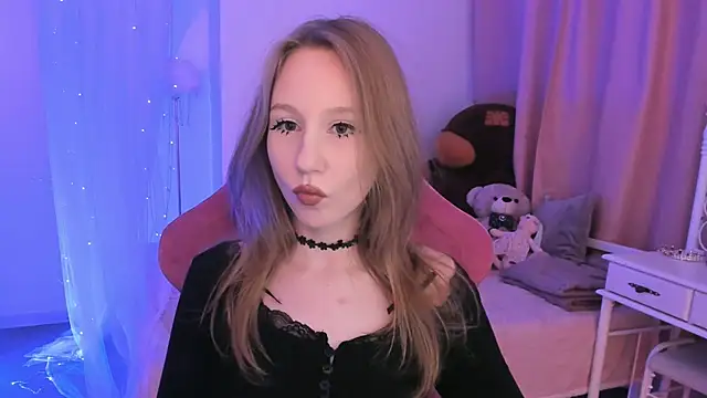 DariaTate élő XXX-chatje