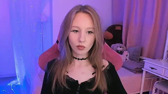 Chat XXX en directo de DariaTate