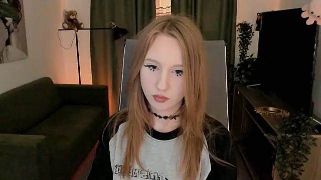 DariaTate élő XXX-chatje
