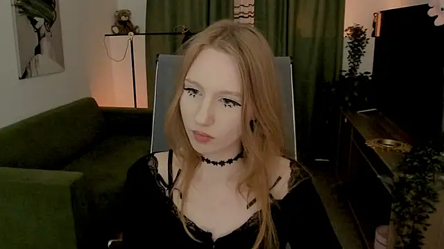 DariaTate Adlı Modelin Canlı Sohbet Odası