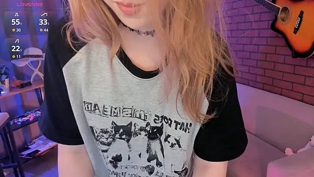 DariaTate Adlı Modelin Canlı XXX Sohbeti