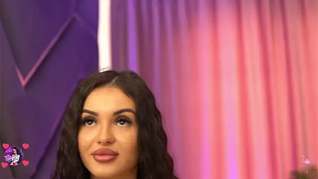 LilaRoses Webcamshow