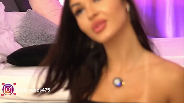 LilaRoses 网络视讯表演