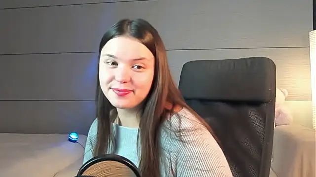 Czat XXX na żywo – Laraaa_Loom