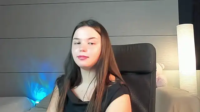 Czat XXX na żywo – Laraaa_Loom