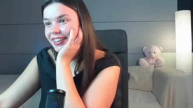 Chat XXX en directo de Laraaa_Loom