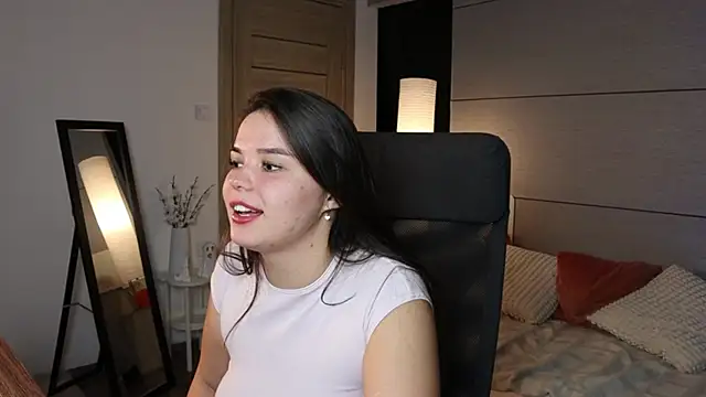Chat XXX ao vivo de Laraaa_Loom