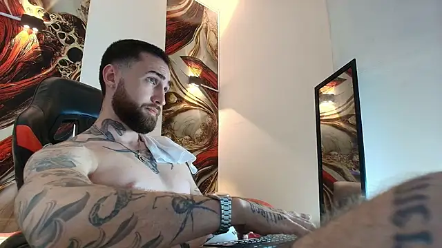 Luke_davis01のウェブカメラショー