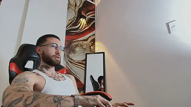Luke_davis01 Show in webcam