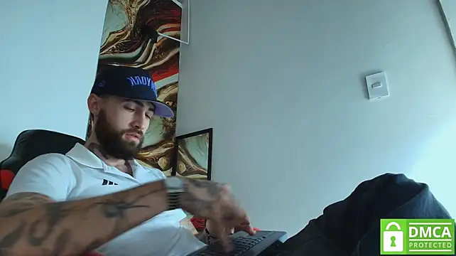 Luke_davis01 Show in webcam