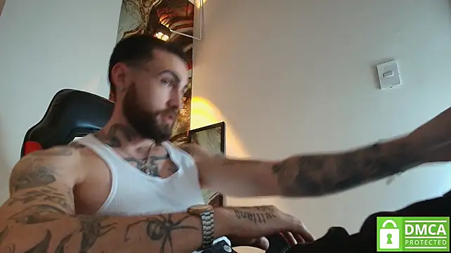 Luke_davis01 Show in webcam