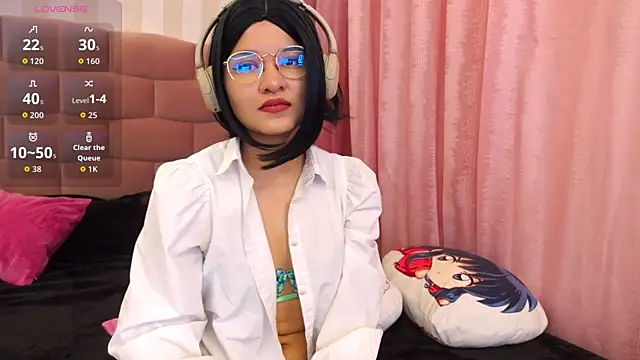 NataliaNovak's Live Chat Room