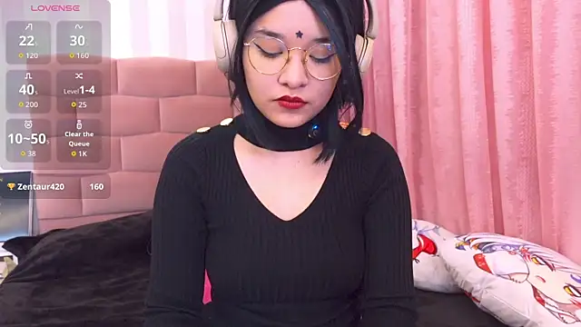 NataliaNovak 网络视讯表演