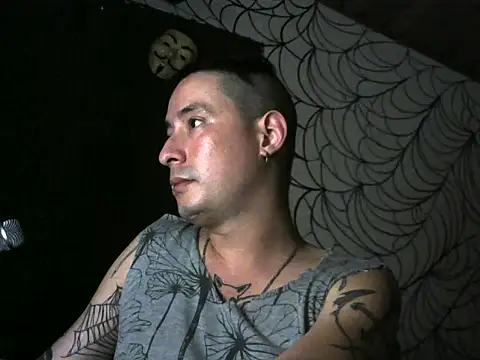 vampireathome webcam show