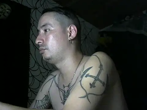 vampireathome's Webcam Show