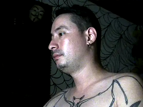 Show modela vampireathome na web-kameri
