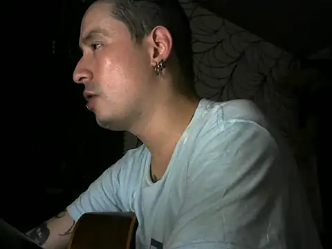 Вебкам-шоу vampireathome