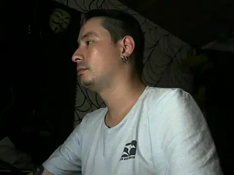 vampireathome Show in webcam