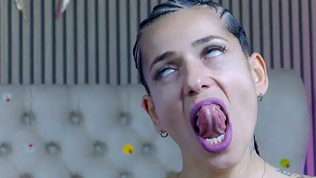 عرض كام PlayfulShow