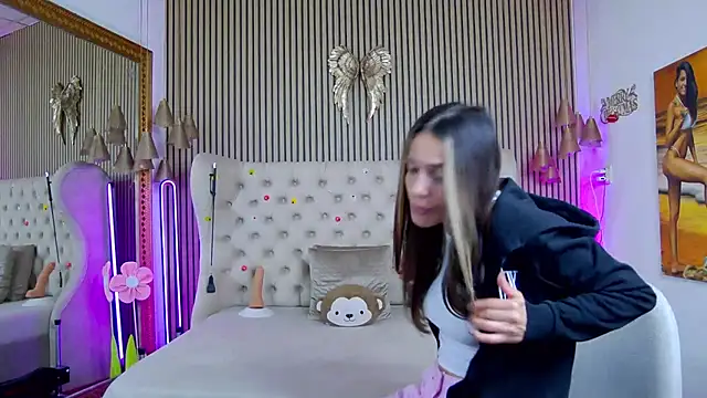 PlayfulShow Webcam show