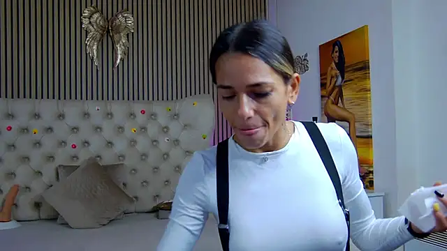 PlayfulShow Chat XXX live