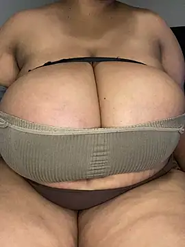 BlessingsXO Show in webcam
