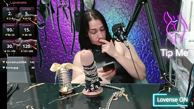 XXX chat uživo modela FetishLady89
