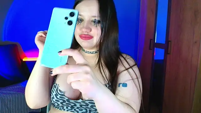 Czat XXX na żywo – lola_chi