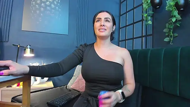 Czat XXX na żywo – scarlet_edwars