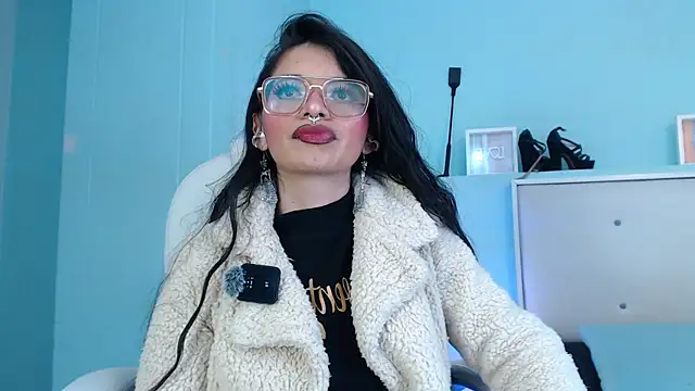 Emerald_gh – live chatrum
