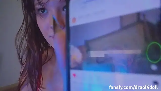 DemiDee's Webcam Show