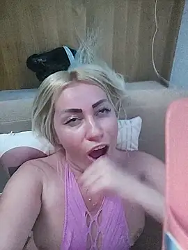 Webkamerová show visnjica