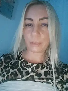 visnjica – Naživo XXX chat