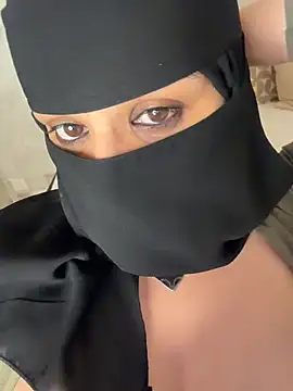LayLa_angel Adlı Modelin Canlı XXX Sohbeti