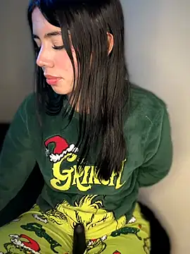 Laura-Khalifa Pertunjukan Webcam