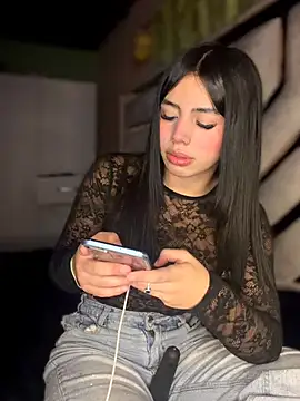 Show Webcam de Laura-Khalifa