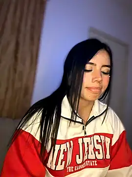 Laura-Khalifa's Webcam Show