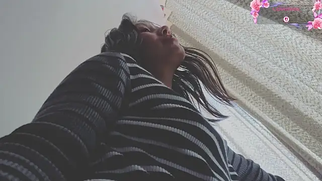 XXX chat uživo modela salome_stockman_s