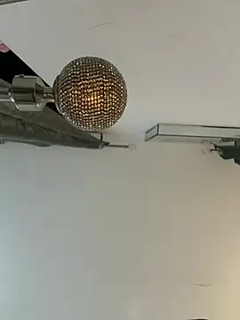 ห้องแชทสดของ GemaJBusty
