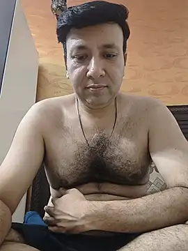13hornyy Шоу с уебкамера