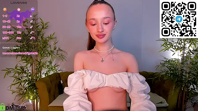 Chatroom XXX en direct de miiss__lulu