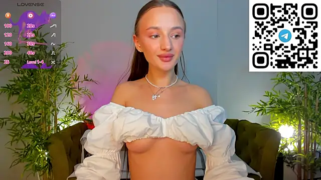 Вебкам-шоу miiss__lulu