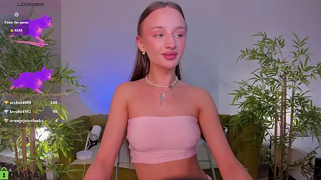 miiss__lulu's Webcam Show