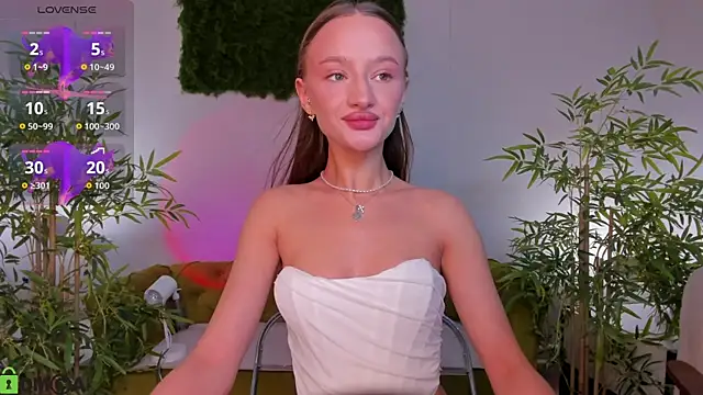 miiss__lulu Chat XXX in diretta
