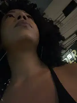 Show de dianagolley420 na webcam