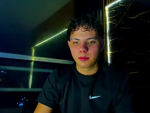 Alessandro_1610 Obrolan Langsung XXX