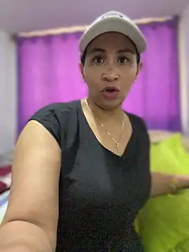 دردشة Carola-Ross الجنسية المباشرة