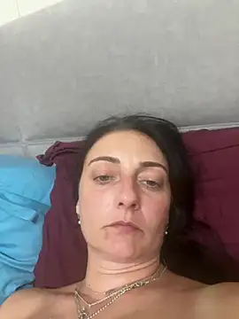 Miroslava1247 Adlı Modelin Canlı XXX Sohbeti