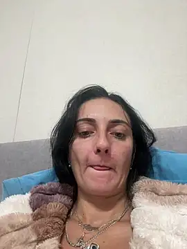 Miroslava1247's Live XXX Chat