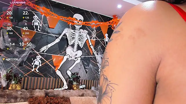 XXX chat uživo modela Holly_22